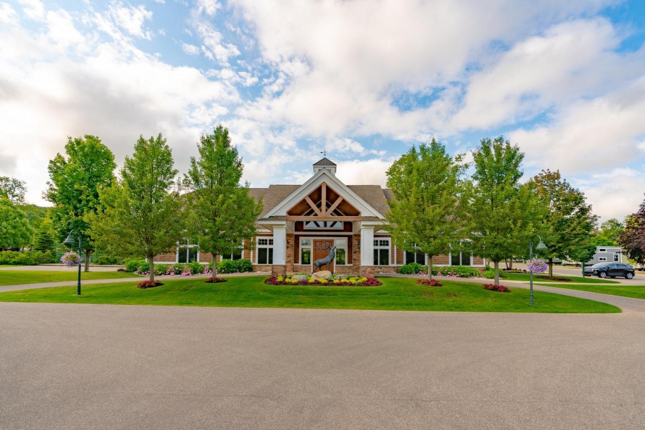 Hotel Sun Outdoors Petoskey Bay Harbor Zewnętrze zdjęcie